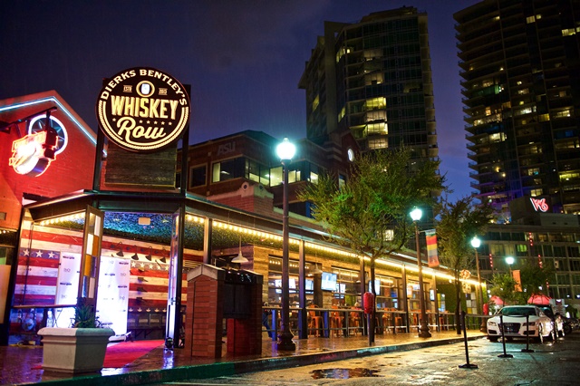 A Taste Of Dierk Bentley S Whiskey Row Tempe