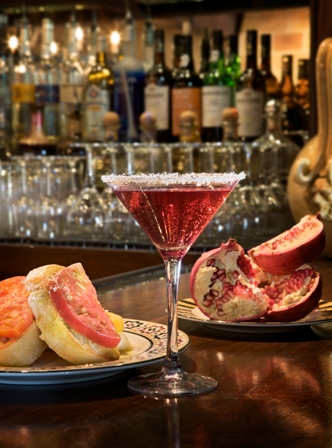 sassi-pomegranate-martini