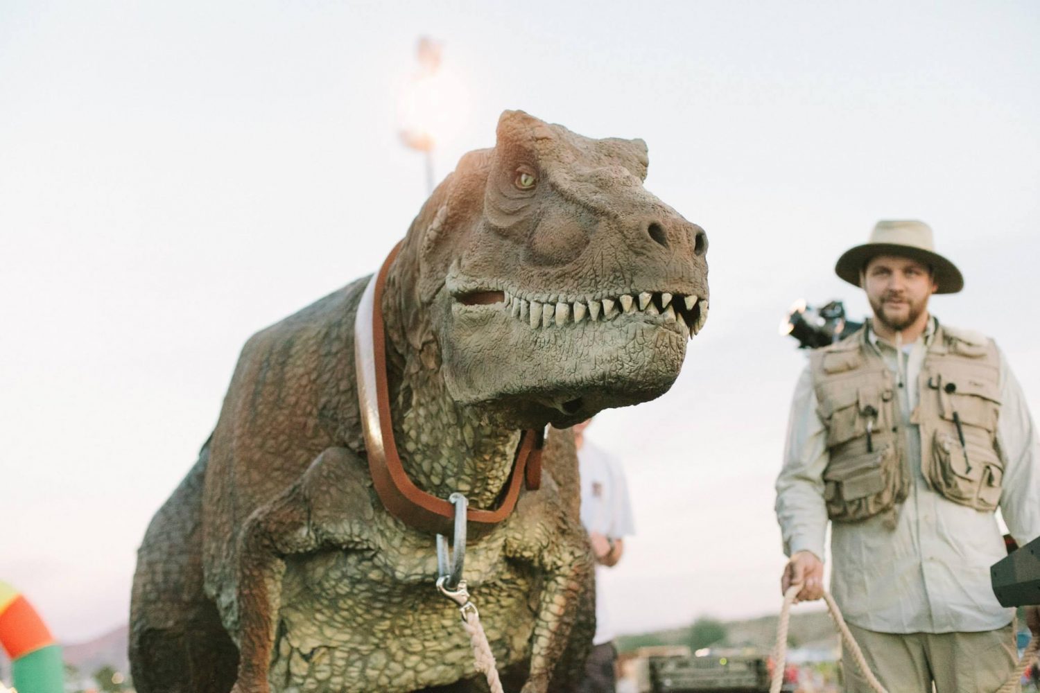realistic dinosaur robot
