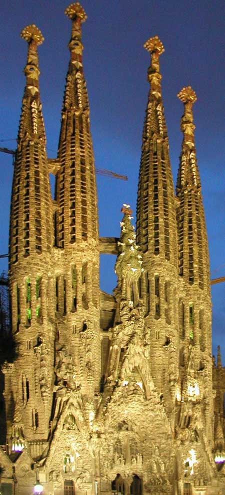 Barcelona: Gaudi's City